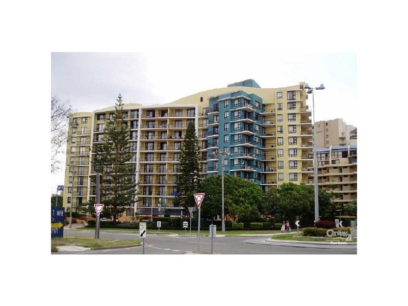 30 Cnr Surf Pde and Margaret St, Broadbeach QLD 4218