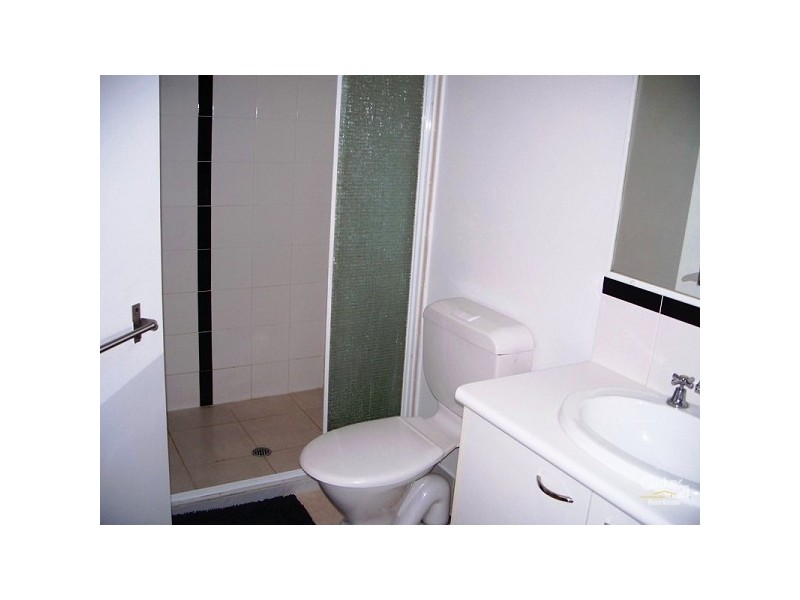 35 Palm Avenue, Surfers Paradise QLD 4217