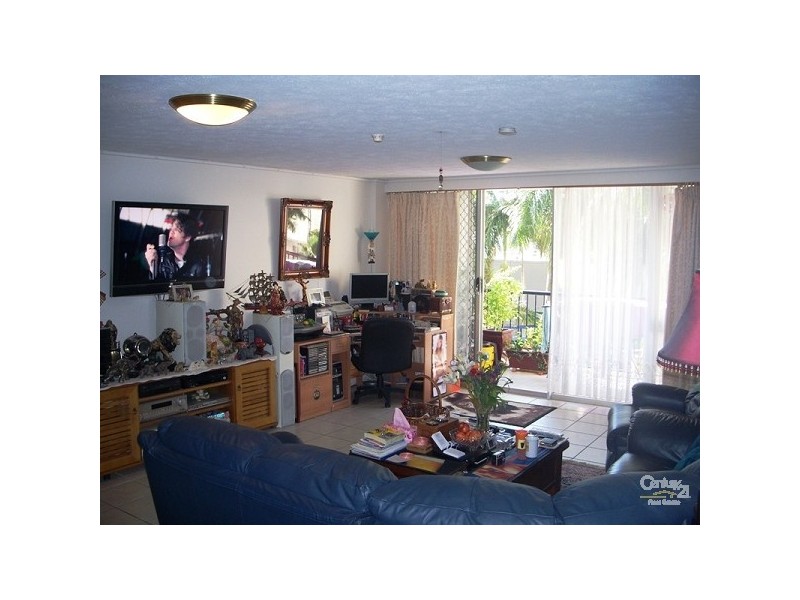 67 Ferny Ave, Surfers Paradise QLD 4217
