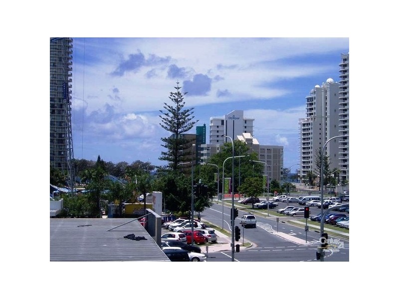 21 Cypress Ave, Surfers Paradise QLD 4217