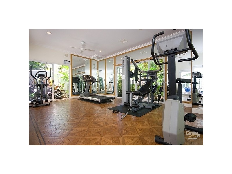 100 Cotlew St  East, Southport QLD 4215
