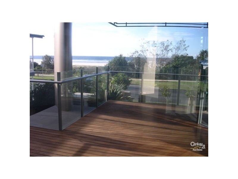 46 Pacific Parade, Kirra QLD 4225