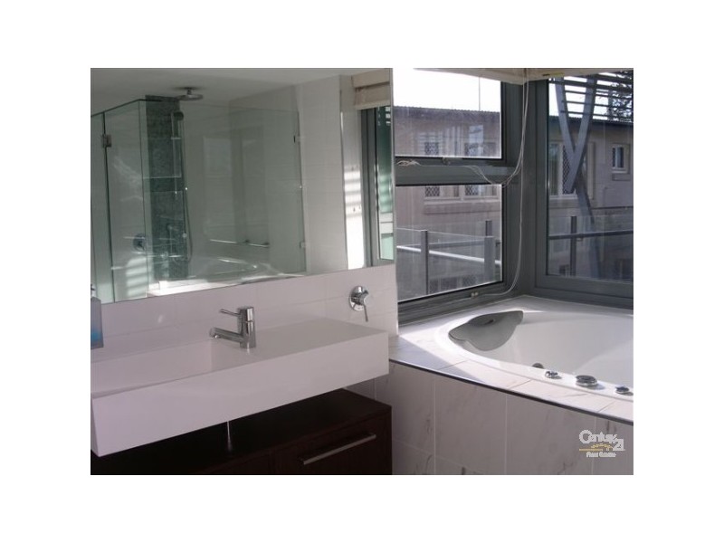 46 Pacific Parade, Kirra QLD 4225