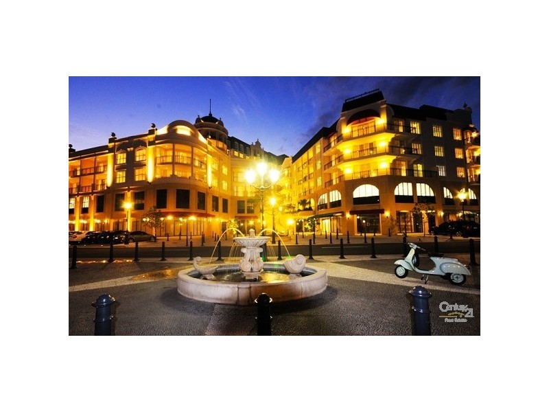 . Emerald Lakes Town Ctr Residential and Village Residential, Carrara QLD 4211