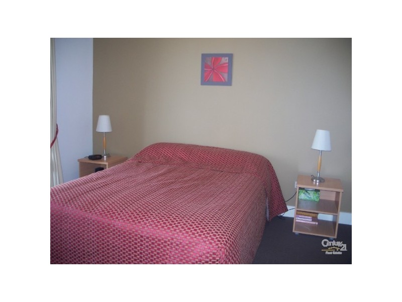 30 Cnr Surf Pde and Margaret St, Broadbeach QLD 4218