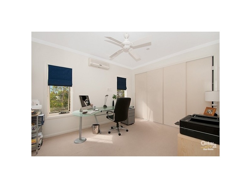 . Burra Street, Chevron Island QLD 4217