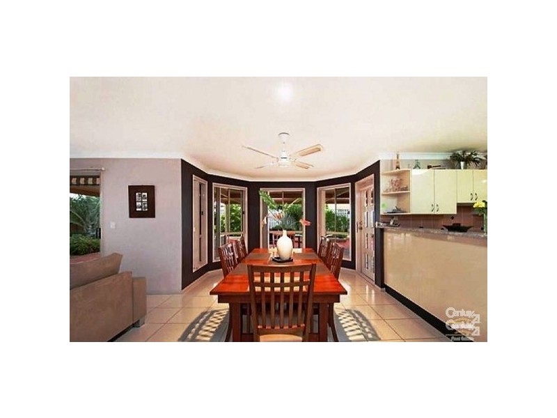 41 Palmerston Drive, Pacific Pines QLD 4211