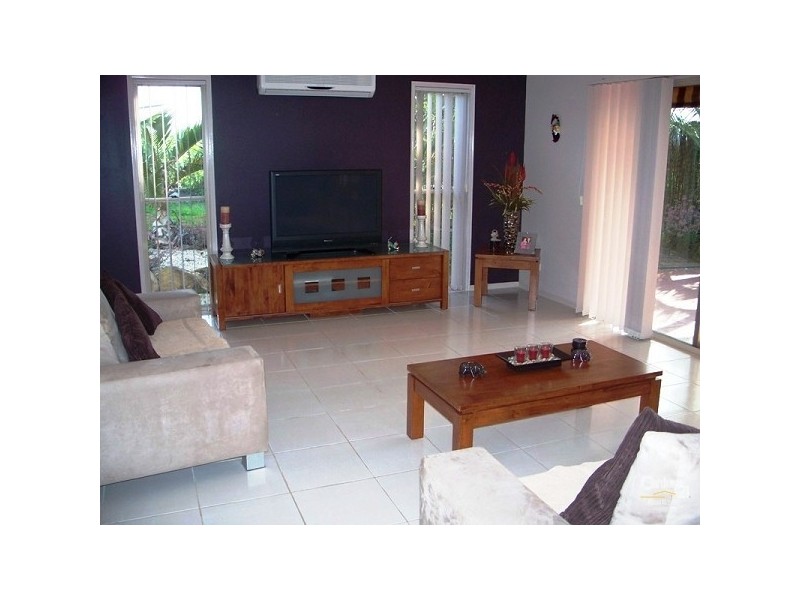 41 Palmerston Drive, Pacific Pines QLD 4211