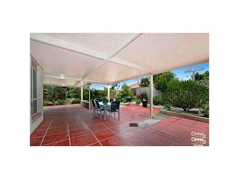 41 Palmerston Drive, Pacific Pines QLD 4211