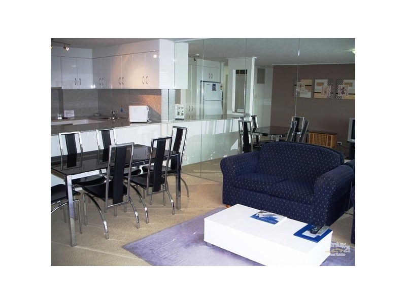 67 Ferny Ave Centrepoint, Surfers Paradise QLD 4217