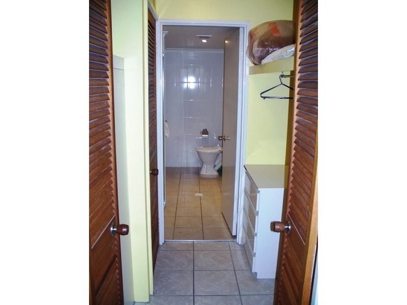 67 Ferny Ave Centrepoint, Surfers Paradise QLD 4217