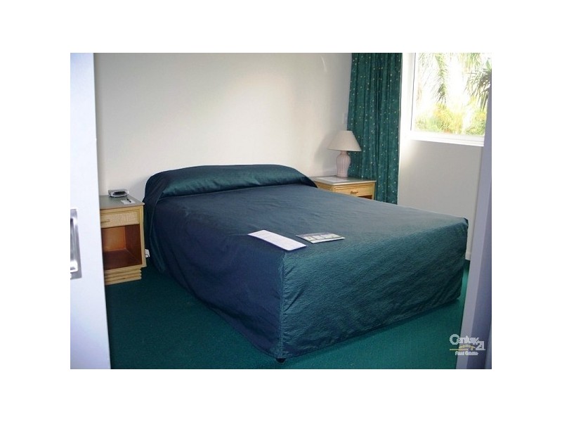 132 Ferny Ave  Australis Soverign, Surfers Paradise QLD 4217