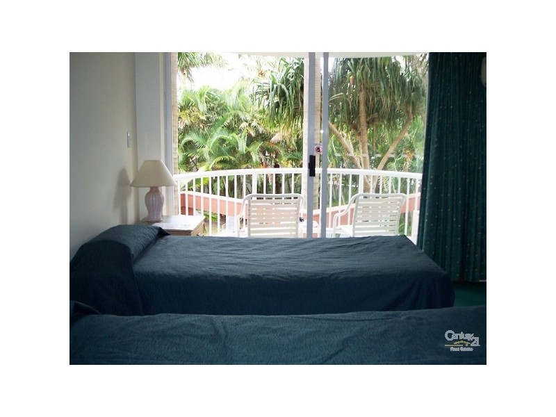 132 Ferny Ave  Australis Soverign, Surfers Paradise QLD 4217