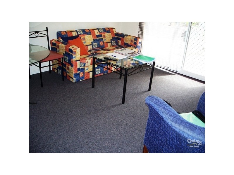 69 Ferny Avenue, Surfers Paradise QLD 4217