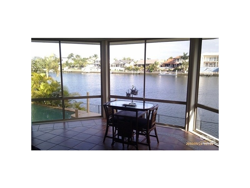 44 Barrier Reef Drive, Mermaid Waters QLD 4218