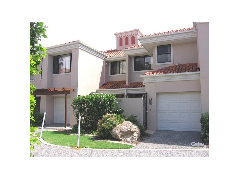 7 Elliott St, Surfers Paradise QLD 4217