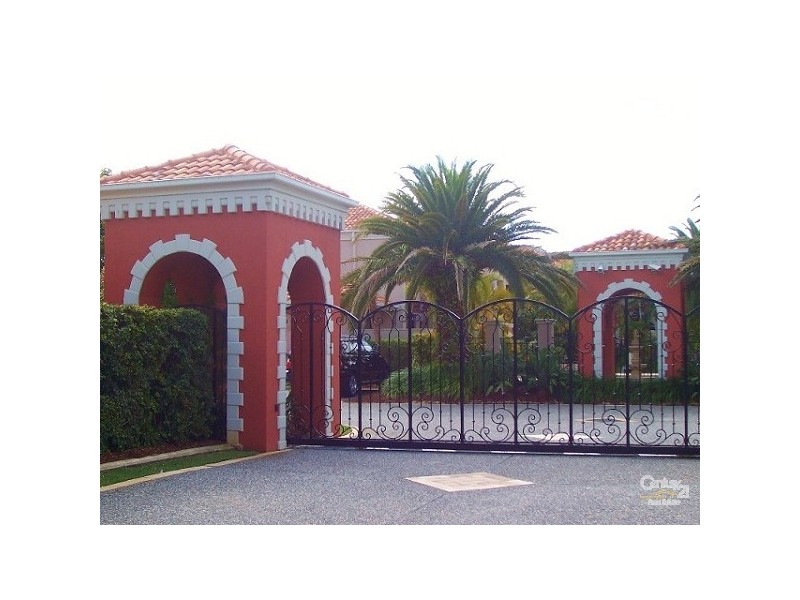 7 Elliott St, Surfers Paradise QLD 4217