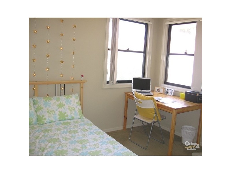 7 Elliott St, Surfers Paradise QLD 4217