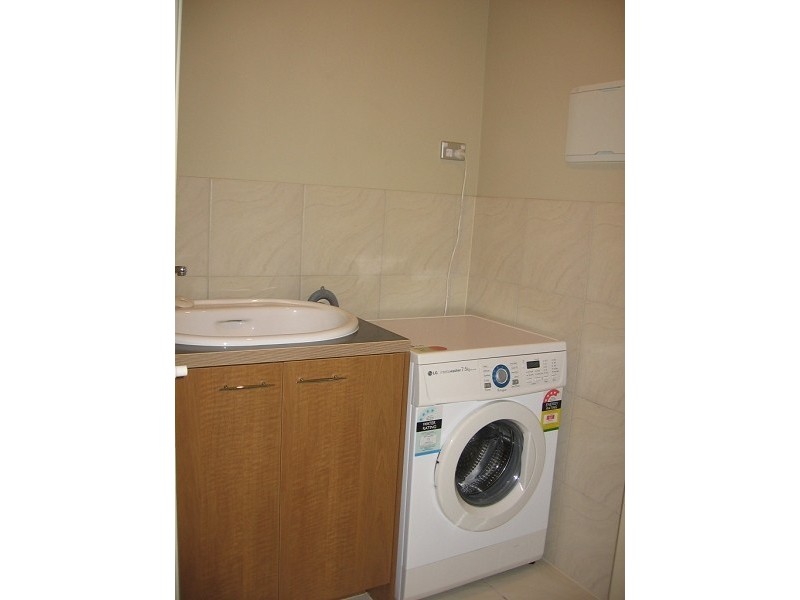 7 Elliott St, Surfers Paradise QLD 4217