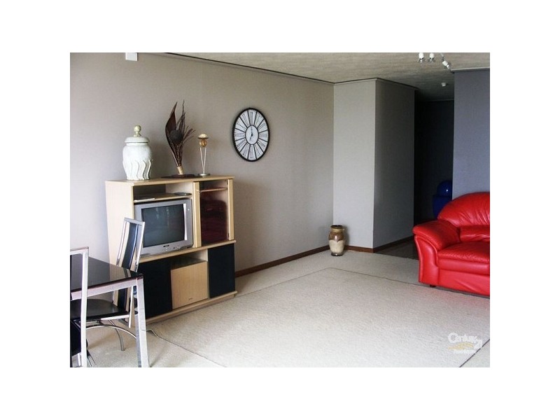 67 Ferny Ave, Surfers Paradise QLD 4217