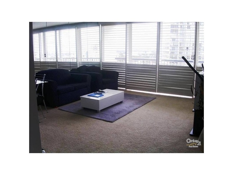 67 Ferny Ave, Surfers Paradise QLD 4217