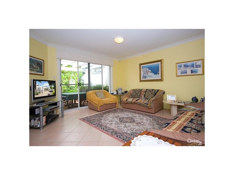 100 Cotlew St East, Southport QLD 4215