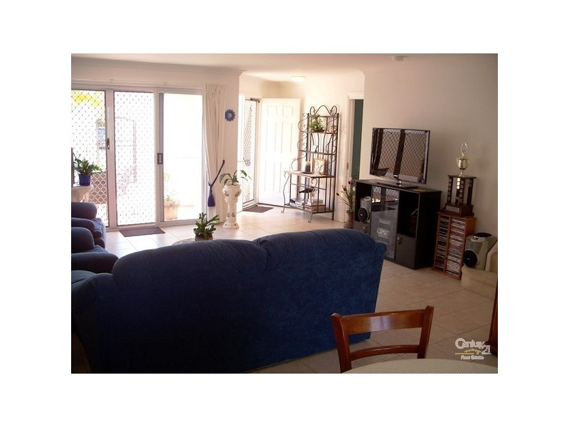 100 Cotlew St  East, Southport QLD 4215