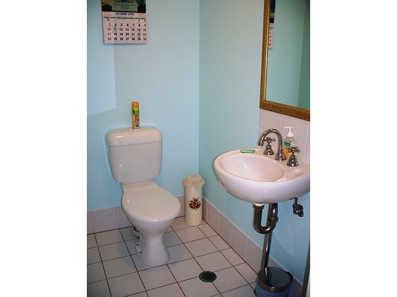 100 Cotlew St  East, Southport QLD 4215