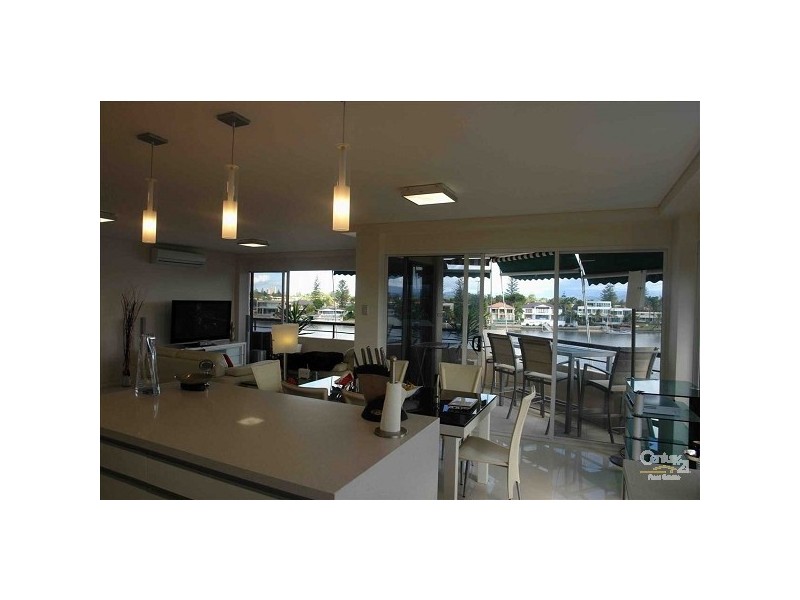 16/1 Peninsular Drive, Surfers Paradise QLD 4217