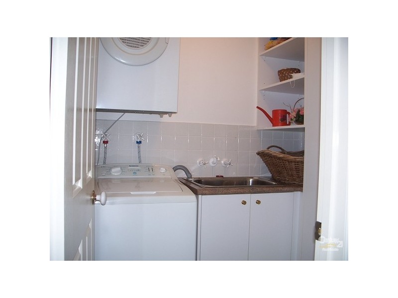 100 Cotlew St    Adelphi Springs Northern Terrace, Southport QLD 4215