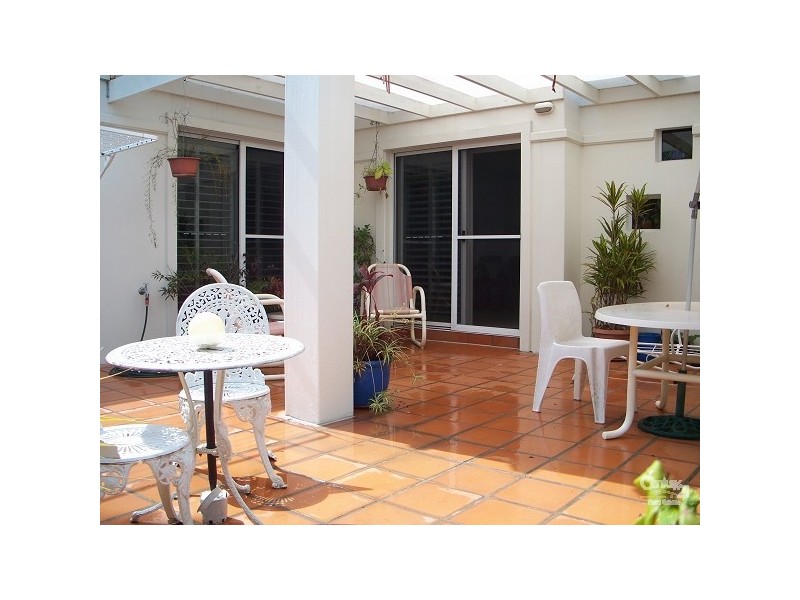 100 Cotlew St    Adelphi Springs Northern Terrace, Southport QLD 4215