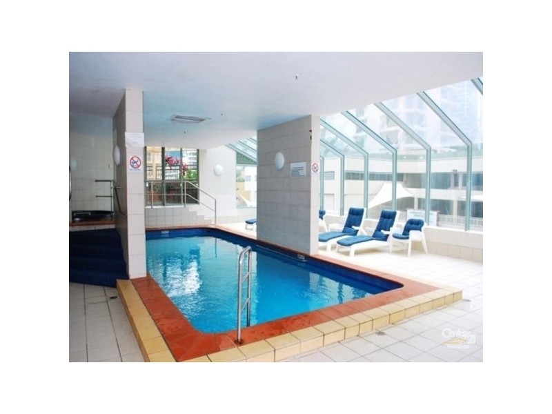 18 HANLAN ST, Surfers Paradise QLD 4217