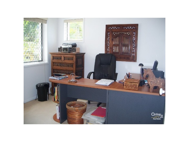 100 Cotlew St East, Southport QLD 4215