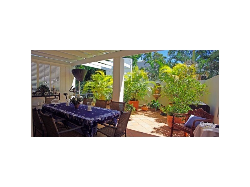 100 Cotlew St East, Southport QLD 4215
