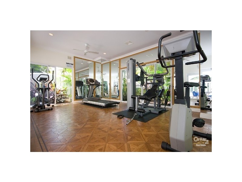 100 Cotlew St East, Southport QLD 4215
