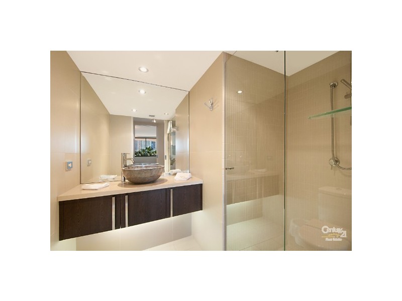 18-24 AUBREY STREET, Surfers Paradise QLD 4217