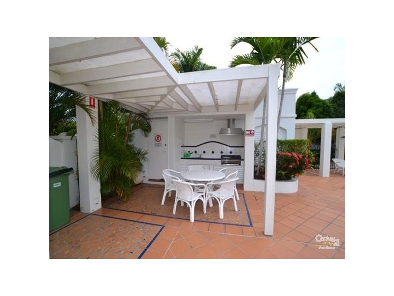100 Cotlew St East Aegean, Southport QLD 4215
