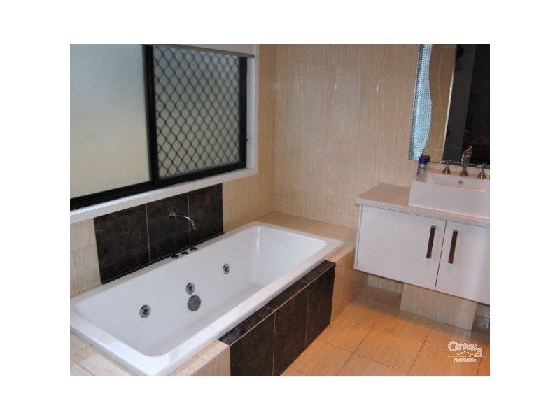 7 Sundew Crescent, Coomera QLD 4209