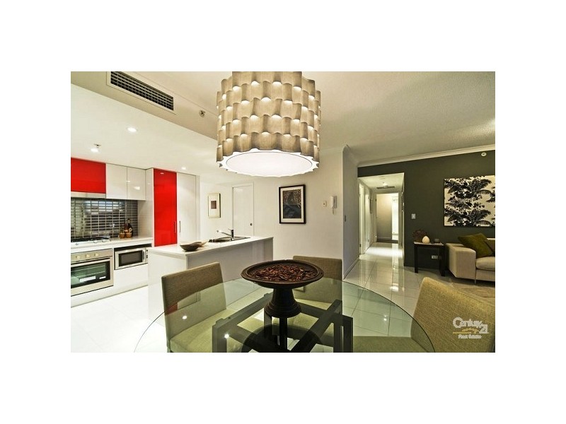 5 Lawson Street, Southport QLD 4215