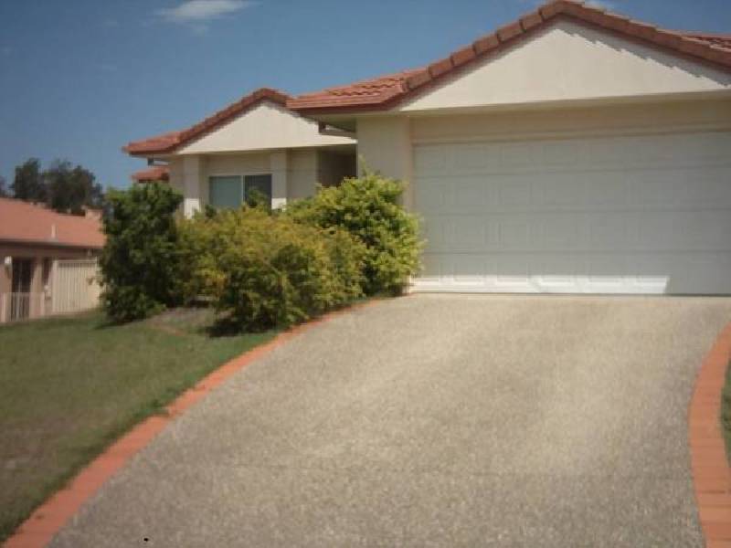 . Zeller Ct, Arundel QLD 4214