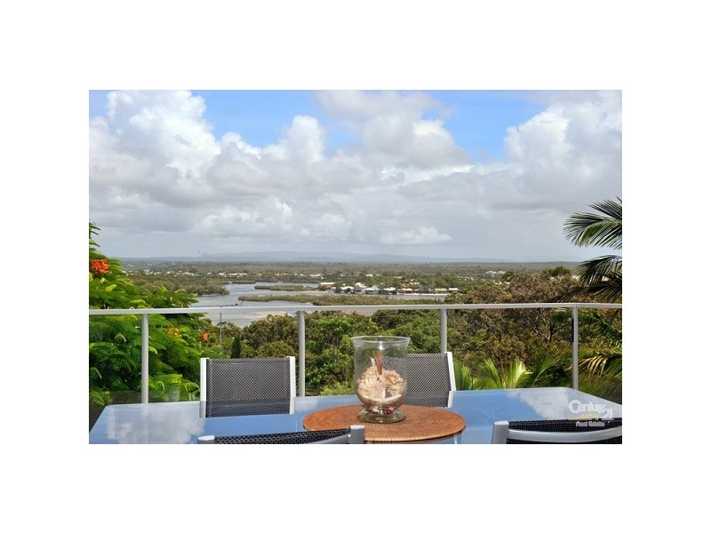 25 Arkana Dr, Noosa Heads QLD 4567