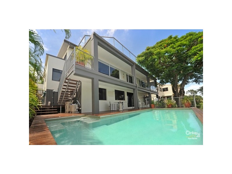 25 Arkana Dr, Noosa Heads QLD 4567