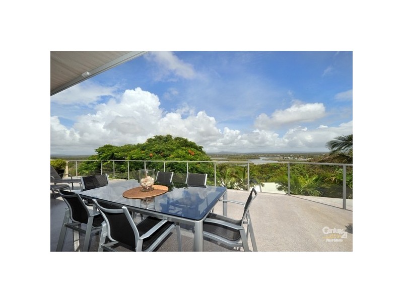 25 Arkana Dr, Noosa Heads QLD 4567
