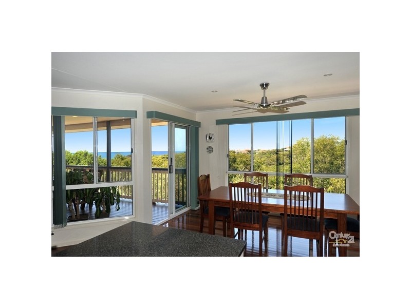 91 Orient Dr, Sunrise Beach QLD 4567