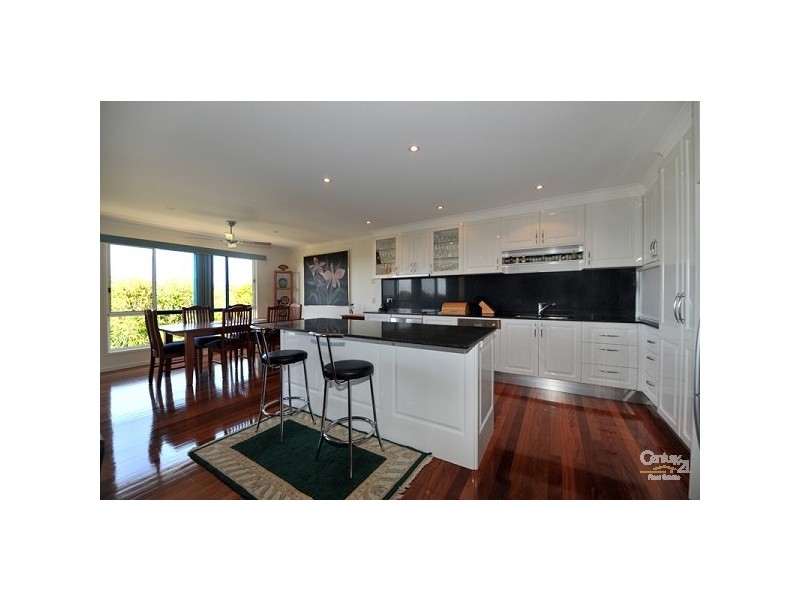 91 Orient Dr, Sunrise Beach QLD 4567