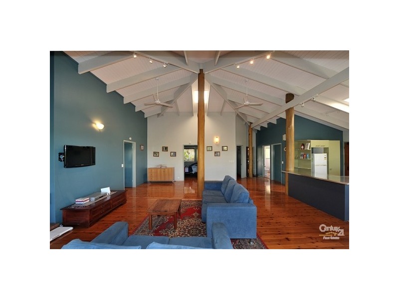 93 Orient Dr, Sunrise Beach QLD 4567