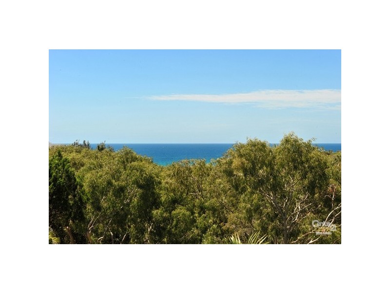 93 Orient Dr, Sunrise Beach QLD 4567