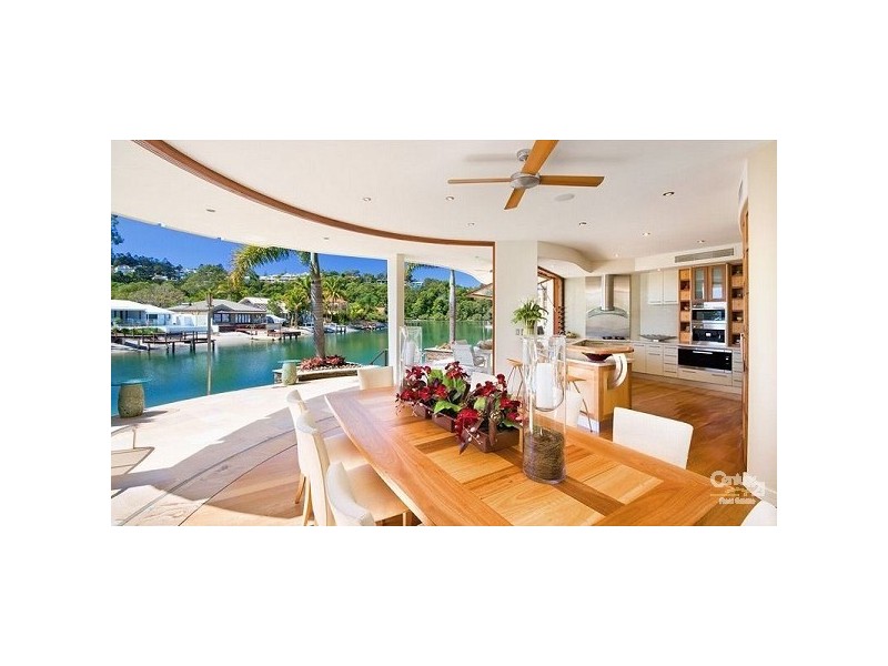 17 Wesley Crt, Noosa Heads QLD 4567