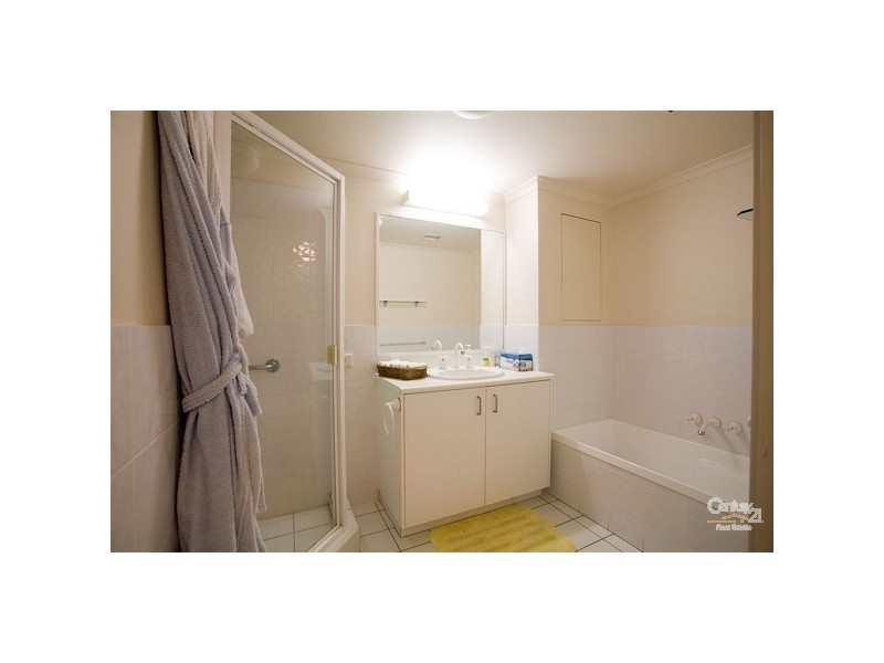 2/21 Park Cres, Sunshine Beach QLD 4567