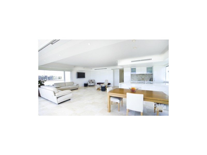 2/18 Henderson St, Sunshine Beach QLD 4567